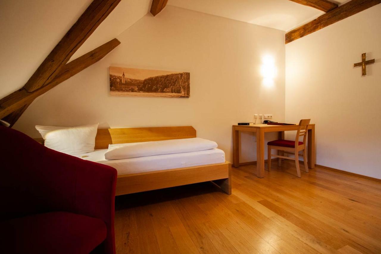 Gaestehaus St. Georg - Weltenburger Klosterbetriebe Gmbh Келхайм Екстериор снимка
