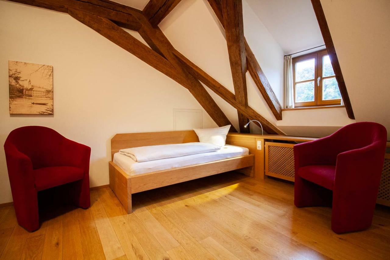 Gaestehaus St. Georg - Weltenburger Klosterbetriebe Gmbh Келхайм Екстериор снимка