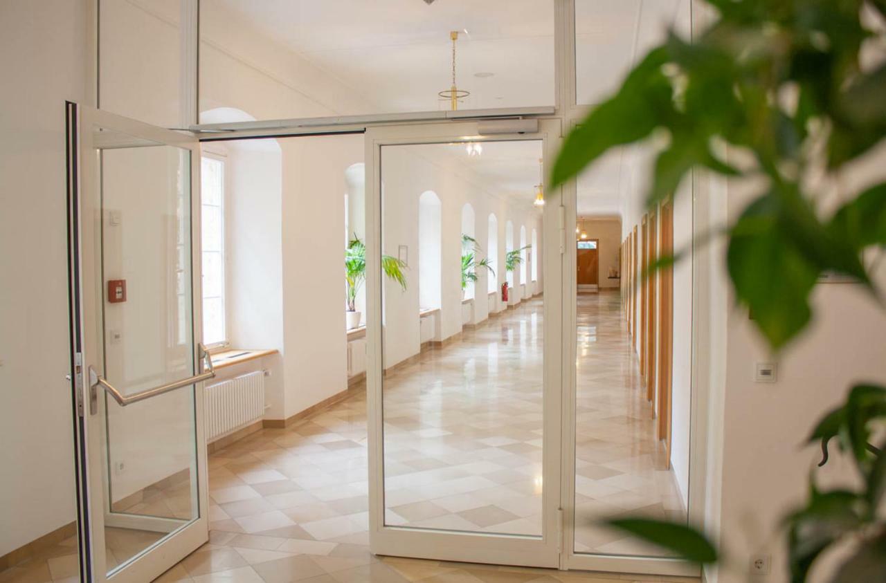 Gaestehaus St. Georg - Weltenburger Klosterbetriebe Gmbh Келхайм Екстериор снимка